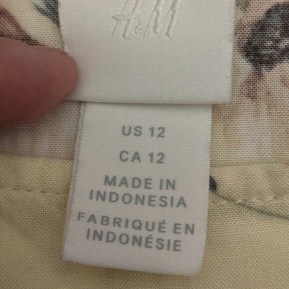 H&M Floral Pale Yellow Sheath Dress with Tie Sleeves,, Size 12 - Picture 8 of 8